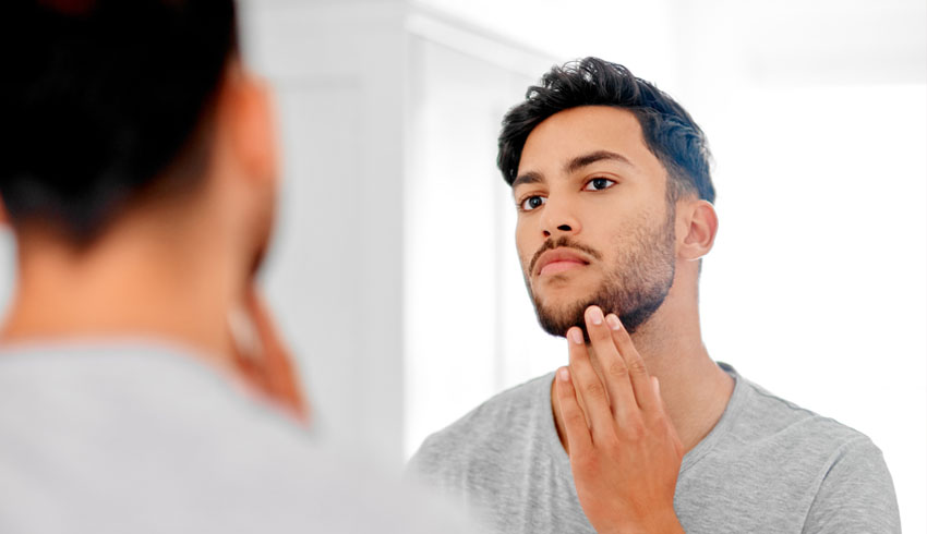 Squalane Vs. Hyaluronic Acid: Which One Does Your Skin Need? 